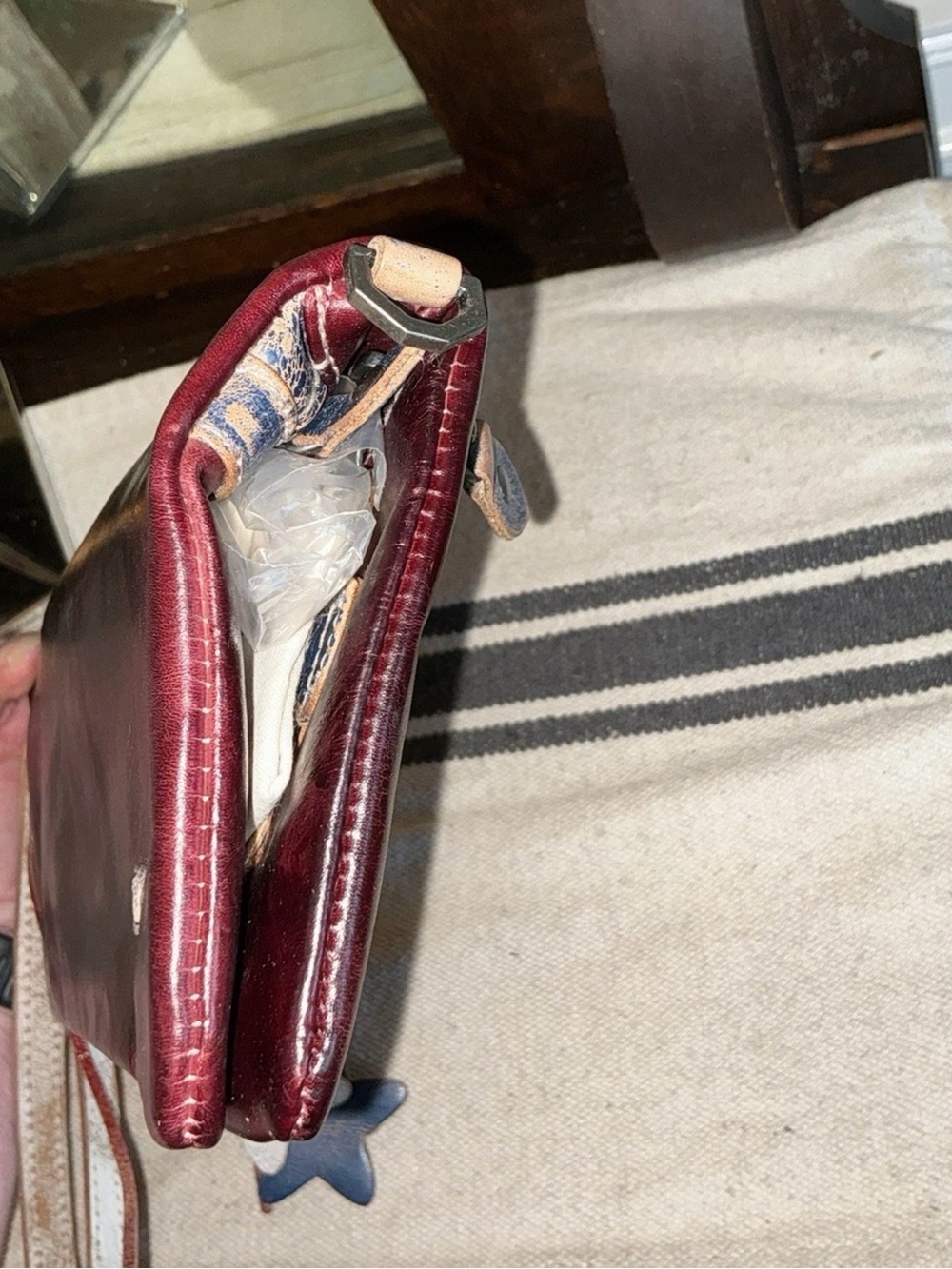 NWT Bed Stu Cadence Wallet Wristlet Crossbody Bag Red Americana Rustic MSRP $198 - Picture 7 of 15